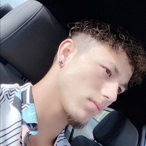 Meet your Posher, Cole